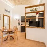 Atelier Dello Statuto, A Few Steps From Colosseo