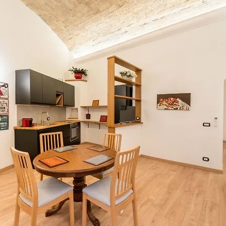Apartament Atelier Dello Statuto, A Few Steps From Colosseo
