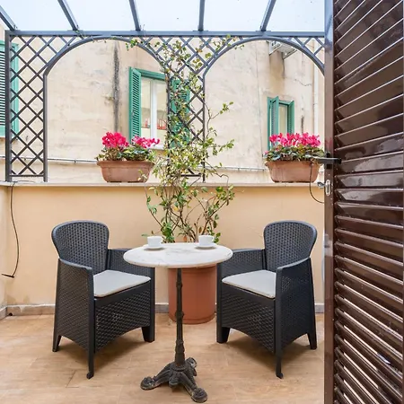 Atelier Dello Statuto, A Few Steps From Colosseo 아파트 *